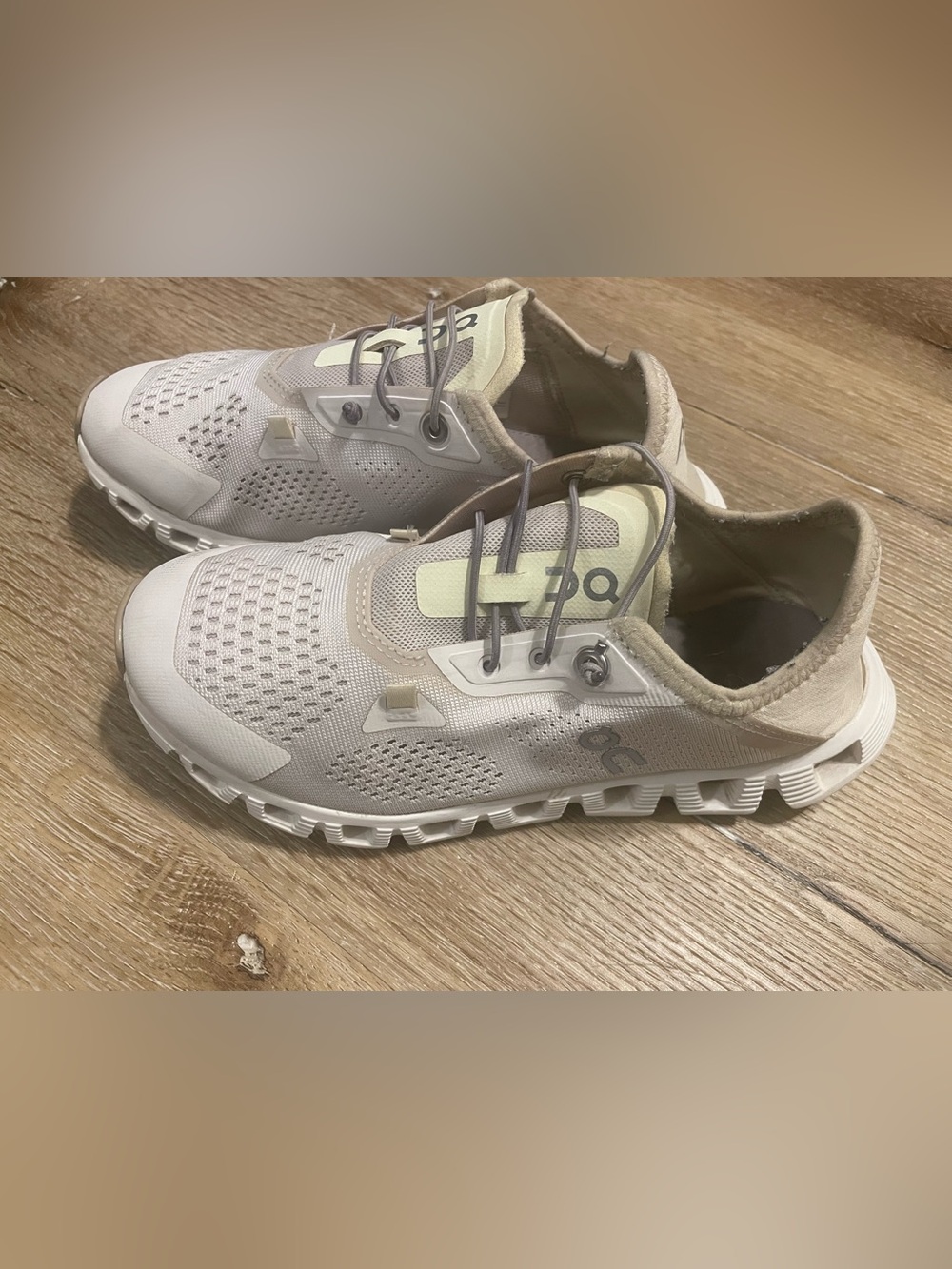 On Running Kids Sneakers in Light Beige and White with Pale Yellow Accents